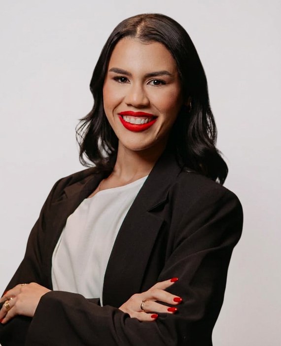 Dra. Cândida Maia